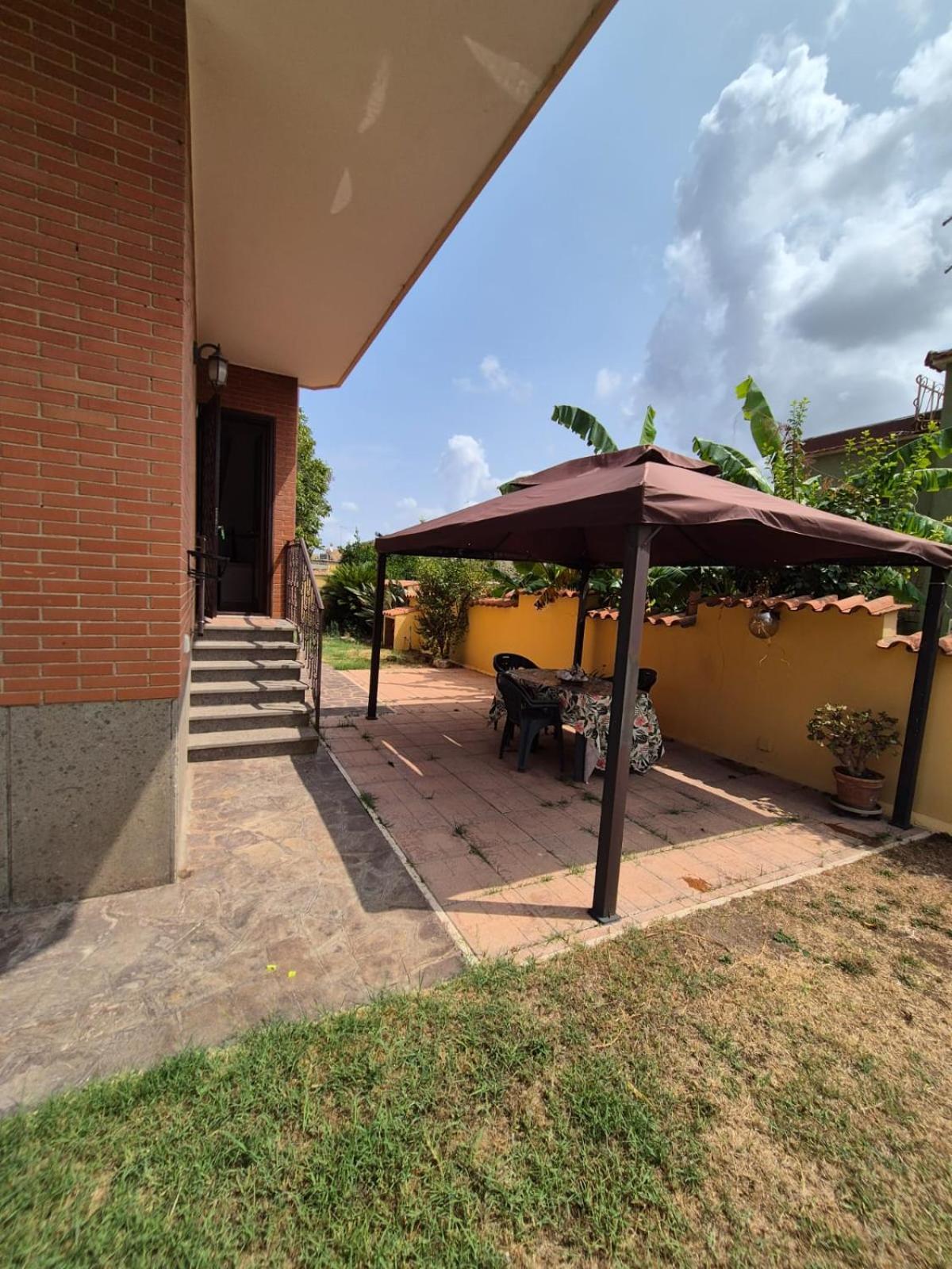 Apartamento Madi House Fiumicino Exterior foto