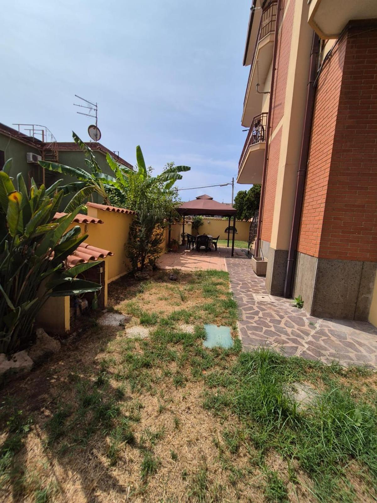 Apartamento Madi House Fiumicino Exterior foto